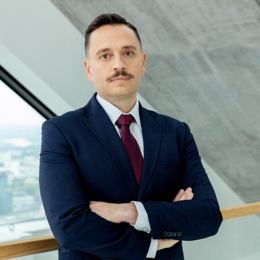 中国移动(00941)公布2025年中期业绩，股东应占利润达842.35亿元，同比增长5.03%