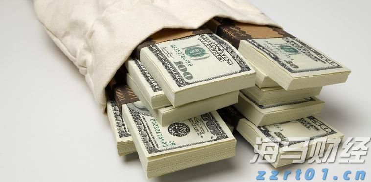 景顺Q2持仓概况：英伟达(NVDA.US)超越微软(MSFT.US)成最大重仓股 科技股依然受青睐 医药股遭减持